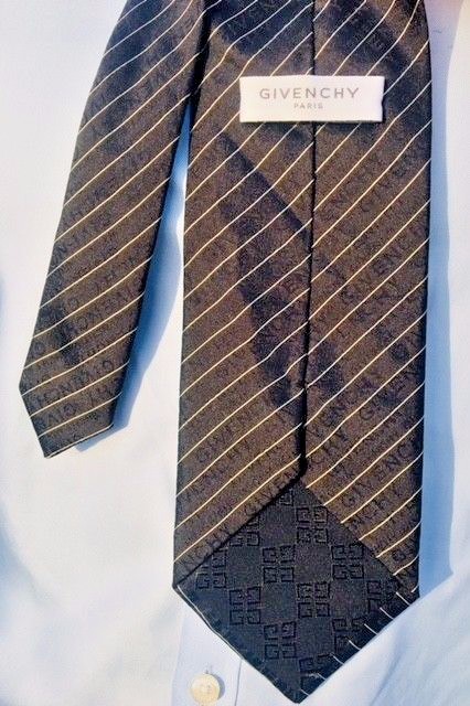 GIVENCHY Mens Tie BLACK with SILVER stripes 100percent Silk Made in ITALY RRP £169.00 image 3