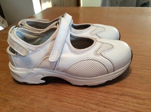 mary jane diabetic shoes
