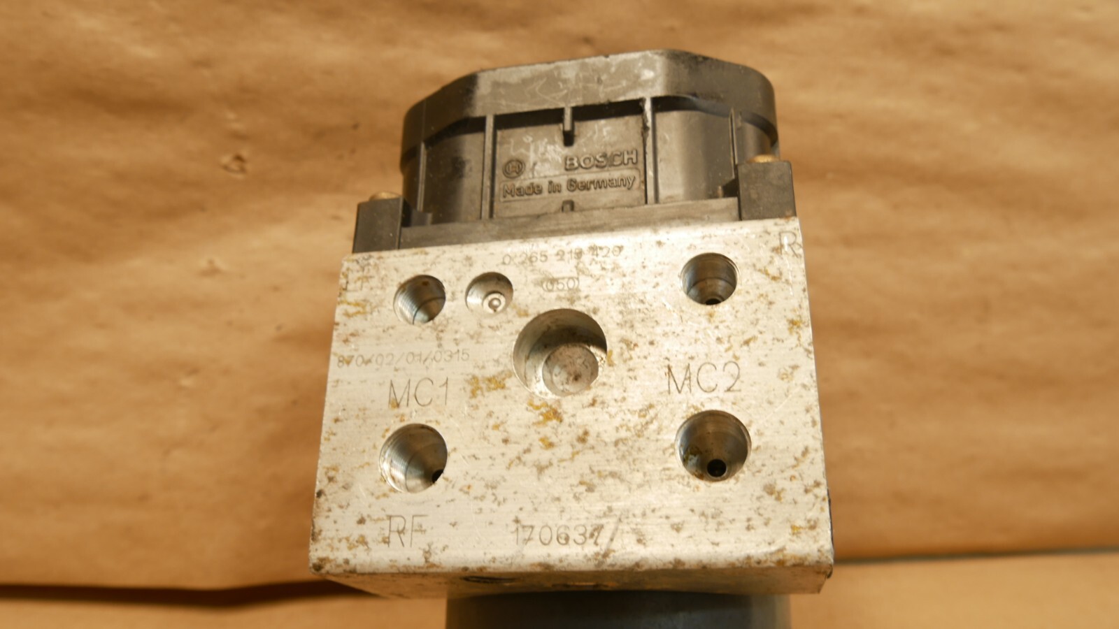 Ferrari 355 ABS Control Unit Pump PN 170637