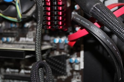 INTEL i5 3.30 GHz/AsRock board/32GB RAM DDR3/NVIDIA GT 710/WED HD/USB wifi anten