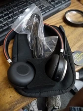 Jabra Headset W17M New With Zippered Pouch Free Shipping