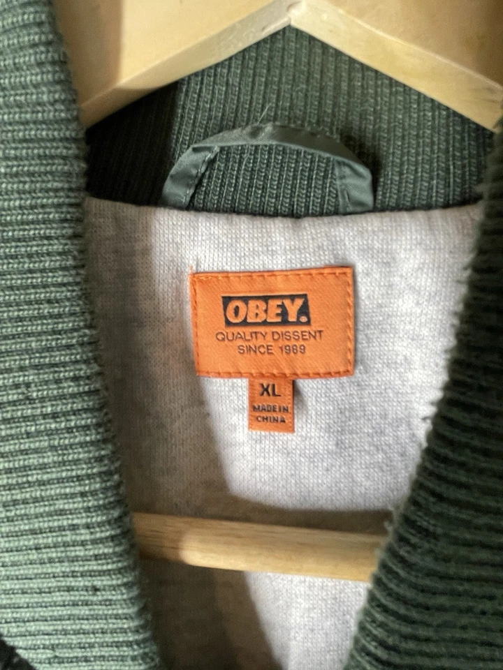 Chaleco de bombardero Obey Propaganda Avalon verde militar para hombre con cremallera sin mangas XL Foto 3 de 4