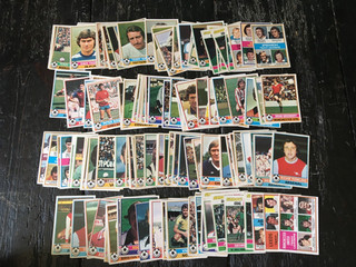 Topps gum football cards 1977 red backs x 171 Hoddle Keegan Brady Gray