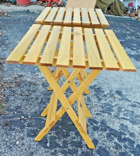 Kent Feeds 2 Wooden TV Trays Table Set Folding Portable Stand Promotional Advert - Picture 7 of 7