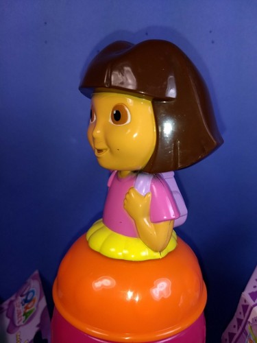 DORA THE EXPLORER 3 D TOP water bottle with straw, 3 snack and 2 food CONTAINERS - Picture 4 of 12