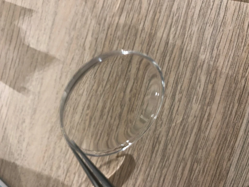 Crystal vetro pasta acrilica (a cupola) bombato da 260 mm a 348 mm x orologio - Immagine 3 di 4