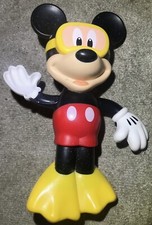 Disney Junior Mickey Mouse Action Figure Water Swimmer Bath Toy 7  