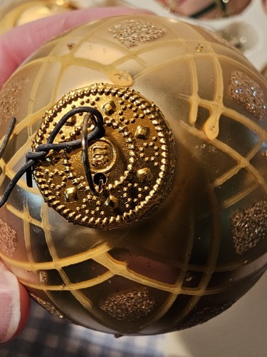 Sparkling Creations 18 Glass 2.5" Round Ornaments Gold, Red, Striped Read - Picture 6 of 18