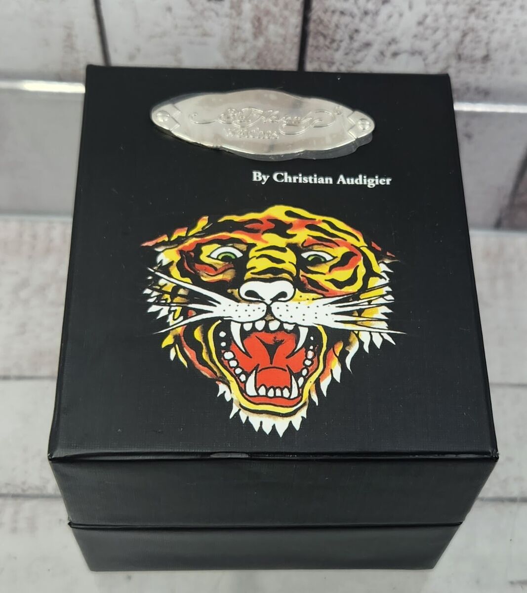 Ed Hardy Men's Brown Leather Strap Tiger Head Logo Japan Ed Hardy Men's Brown Leather Strap Tiger Head Logo Japan