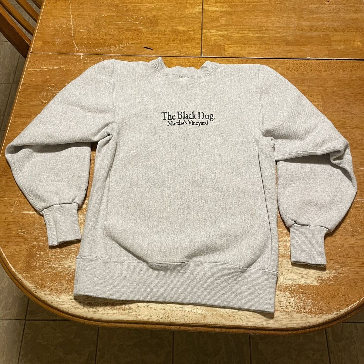 Vintage 90s Kellsport Reverse Weave Martha's Vineyard The Vintage 90s Kellsport Reverse Weave Martha's Vineyard The