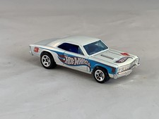 Hot Wheels 1967 Chevelle SS 2011 HW Racing White 5SPs