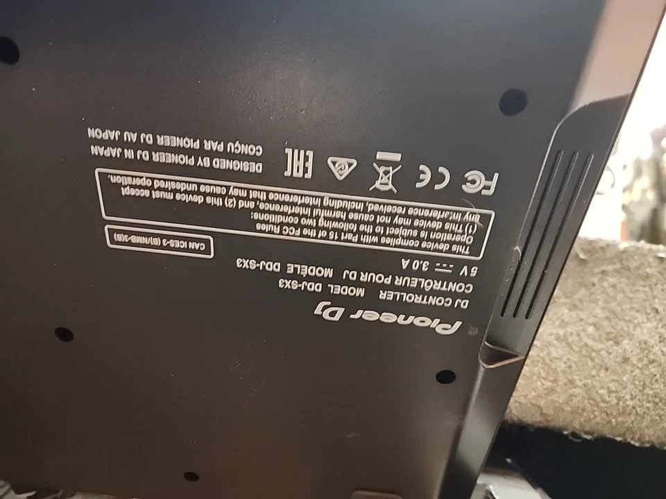 Pioneer DDJ-SX3 4-Channel Serato DJ Controller - Image 3 of 3