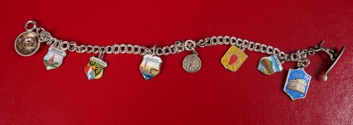 VINTAGE STERLING SILVER CHARM BRACELET SOMBRERO TRAVEL SURF SURFBOARD EUROPE !!