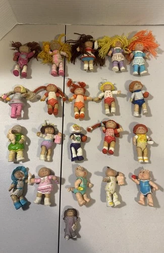 21 Vintage Cabbage Patch Kids Mini Figures Lot 1980’s PVC Figurines Dolls
