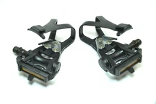 WELLGO LU-208 ROAD TOUR GRAVEL CROSS BICYCLE PEDALS AND TOE CLIPS 9/16 X 20 TPI