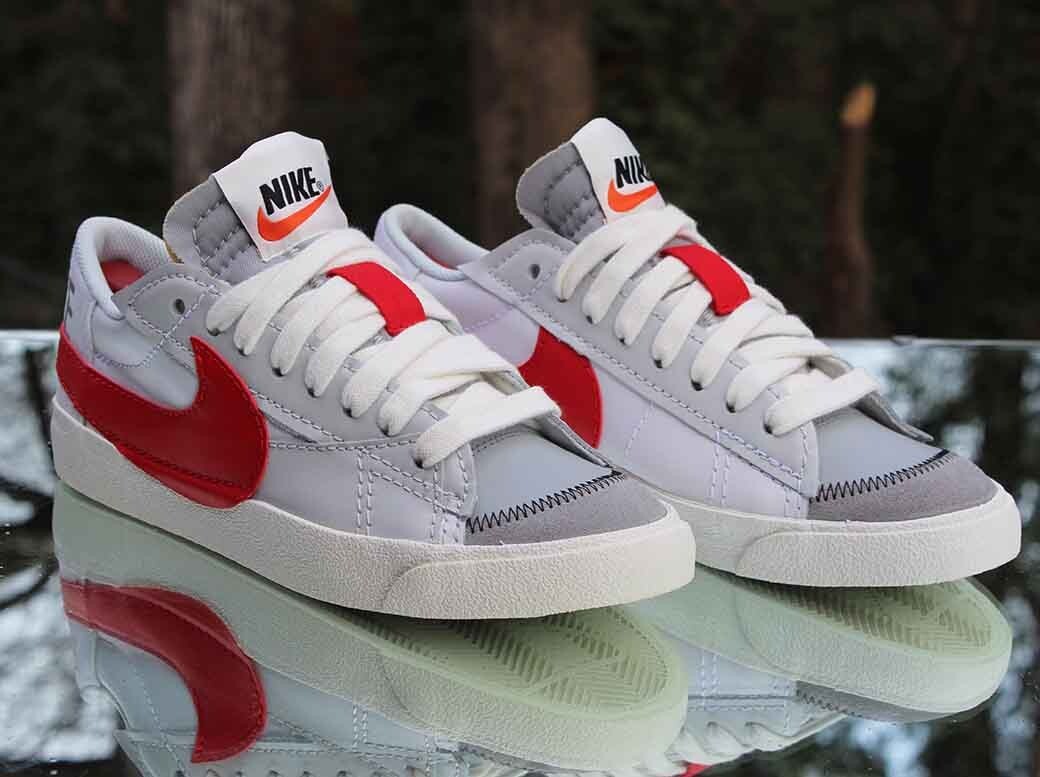 スニーカー Nike Blazer Low USA Denim Nike SB Blazer Low GT 