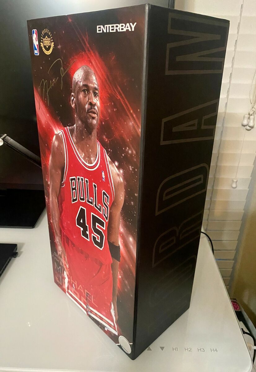 ENTERBAY 1/6 Figure NBA Michael Jordan Series 1 I'm Back #45 ENTERBAY 1/6 Figure NBA Michael Jordan Series 1 I'm Back #45
