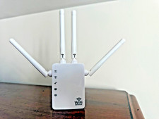 Wireless Signal Repeater Dual Band 5GHz/2.4GHz, Wi-Fi Ready, HDMI, White