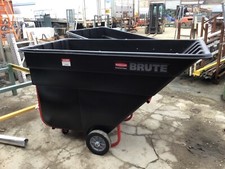 1 1/2 Cu Yard Tilt Truck