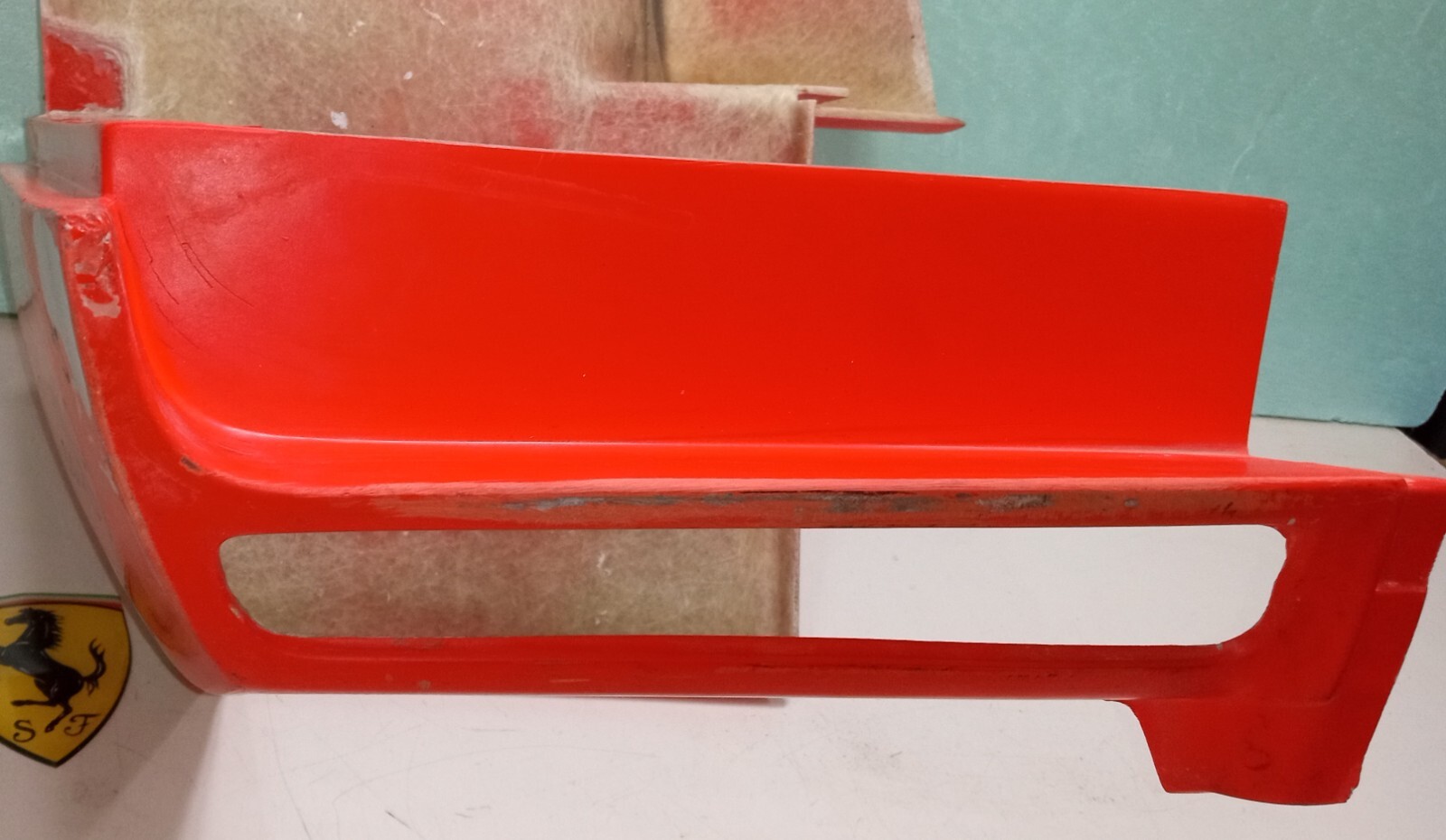 Ferrari Fiberglass 308 Left Quarter Panel Lower Corner Valance_60329901_NEW_OE