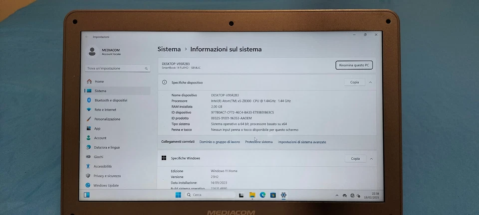MEDIACOM smartbook 14U M-SB14UC -ottime condizioni- leggi desc. - Immagine 2 di 4