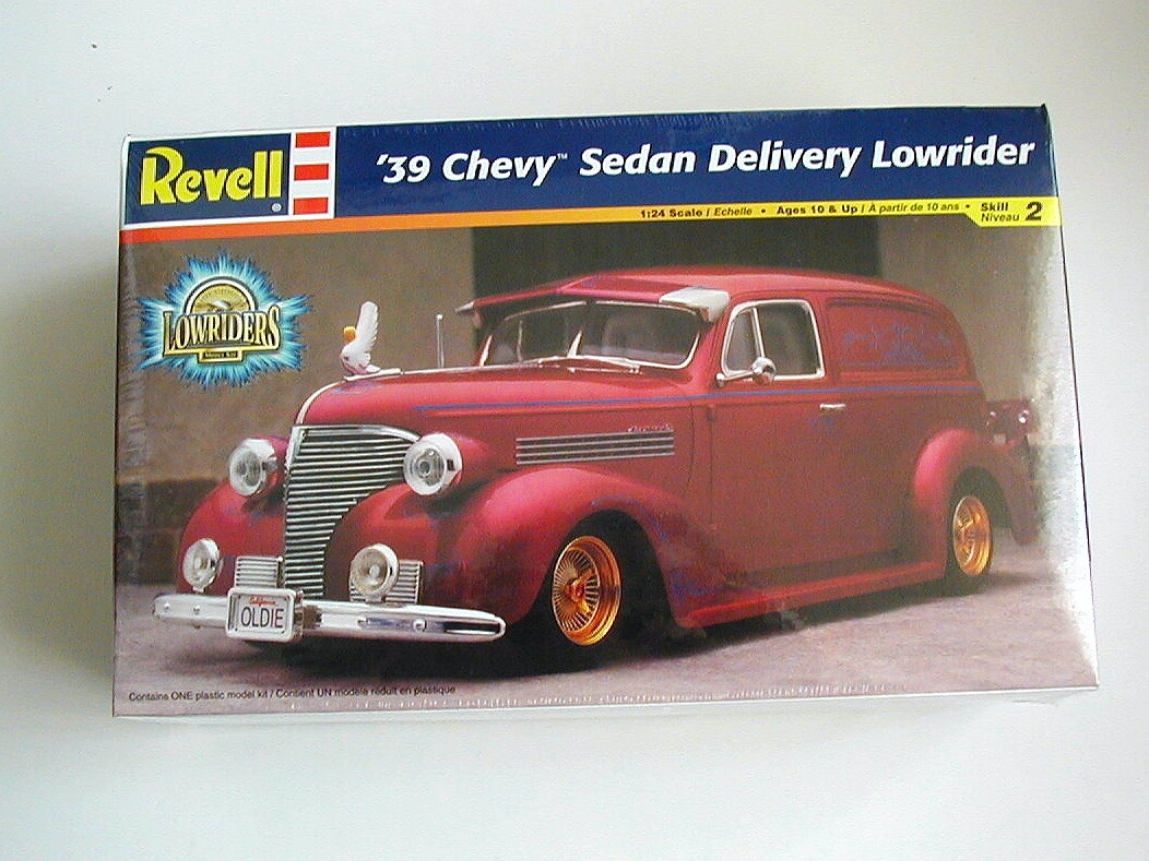 レベル　ローライダー　‘39 Chevy  Sedan Delivery FACTORY SEALED Revell '39 Chevy Sedan Delivery Lowrider #85