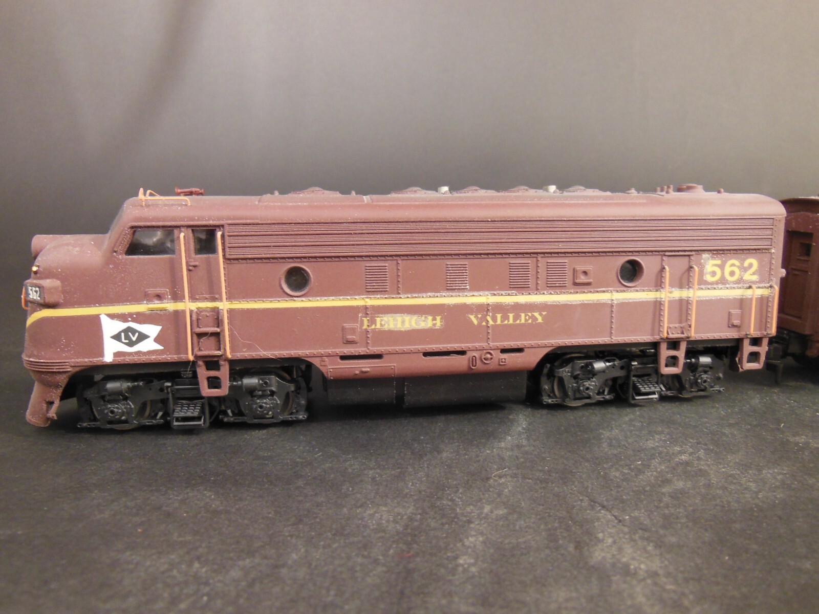 HO SCALE LEHIGH VALLEY F7 A/B CUSTOME DECORATED POWER
