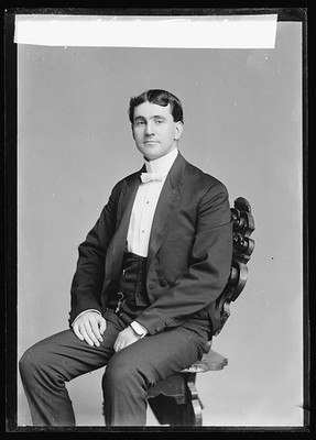 Photo:Easterling, S.C. Portrait of Man in Formal Suit c.1903-1905