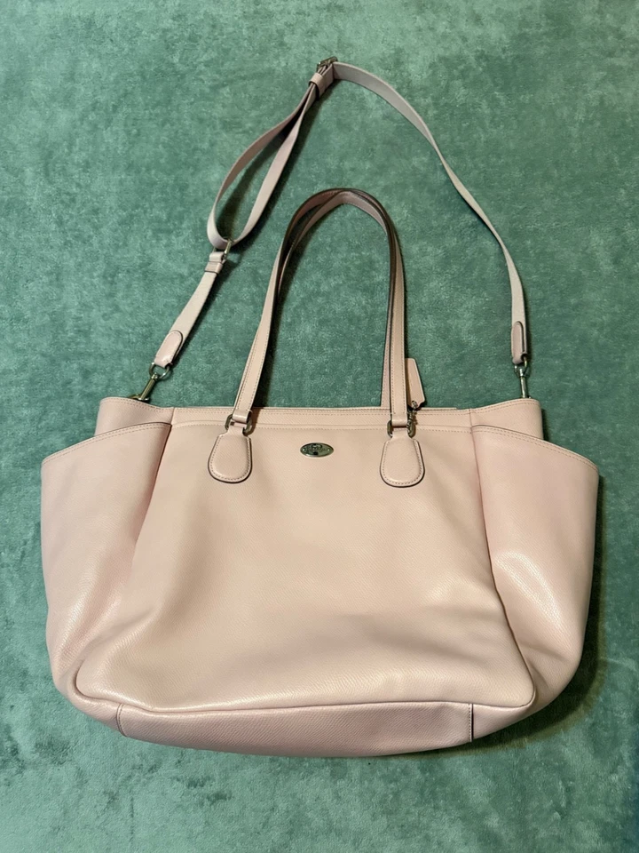 Large Leather Coach Baby diaper bag Pink (Pre-owned in good condition) - Image 4 of 4