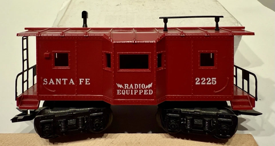 Marx 2225 Santa Fe Bay Window Tuscan Plastic Caboose - 8 Wheel - Image 2 of 4