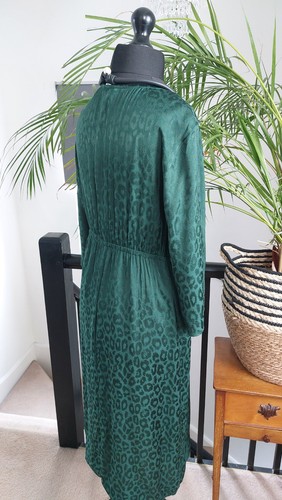 H&M Ladies casual long dress PLUS size L 16 18 BOHO animal print Green edgy - Picture 5 of 9