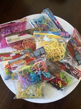 Sillybandz- Choose A 24 Pack Shaped Silicone Bracelets Official NEW