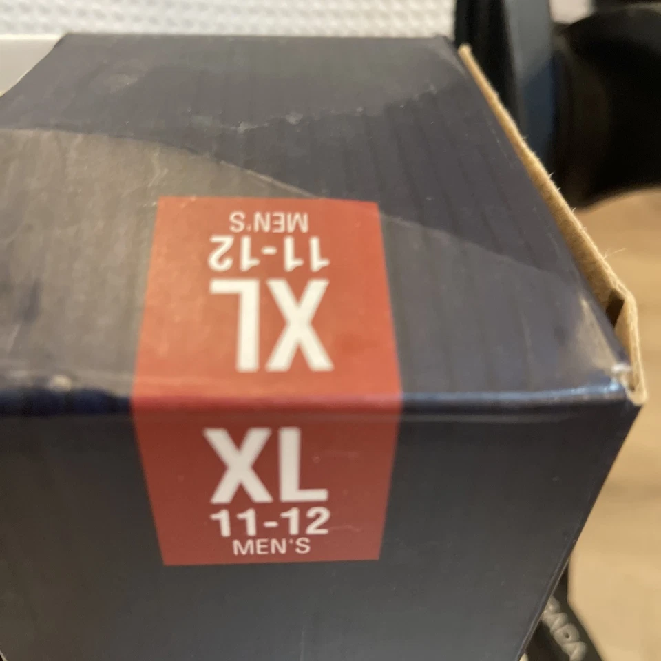 Мужские тапочки Izod с эффектом памяти пены черный XL 11-12 совершенно новый - Изображение 2 из 4