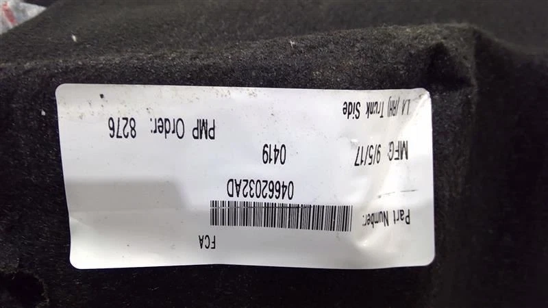 2008 - 2023 道奇挑战者后方右四分三边盖板 04662032AD — 第 3/4 张图片