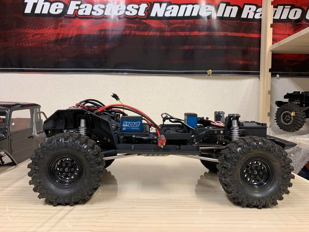 Vanquish Products VS4-10 Phoenix 1/10 Crawler From Japan | eBay Vanquish Products VS4-10 Phoenix 1/10 Crawler From Japan | eBay