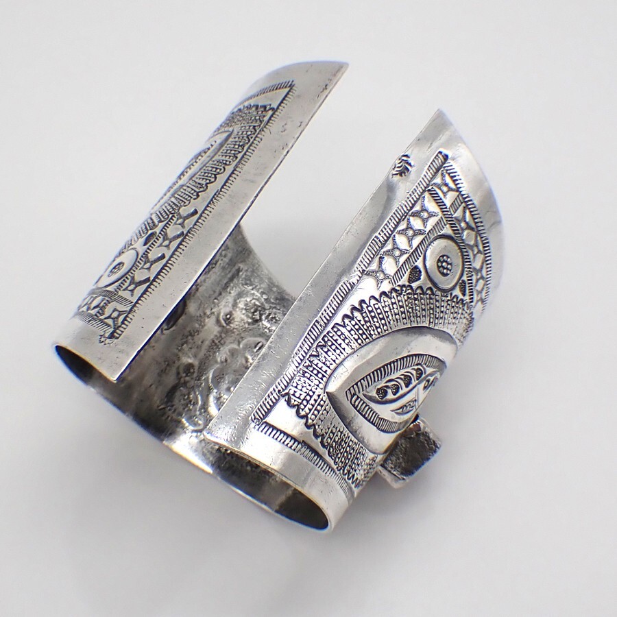Bedouin Sun Cuff Bracelet Solid Silver 1930s - image 3