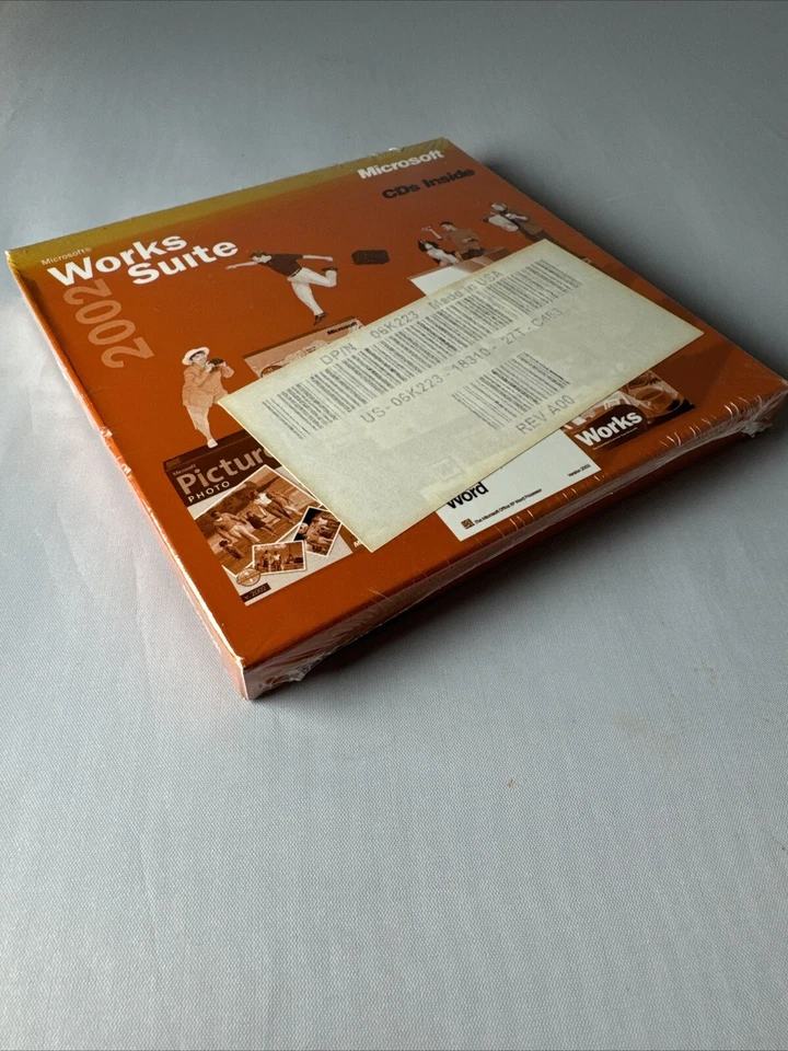 Microsoft Works Suite 2002 w/ Product Key (5-Disk Set) SEALED - Image 4 of 4