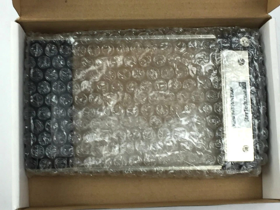 StarTech SAT3500TRAY 3.5" Hot-Swappable SATA HDD Tray Storage Bay Adapter - Image 3 of 3