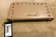 NEW Bebe Women Ladies Girls Alexis Zip Around Beige Wristlet Wallet NWT 39