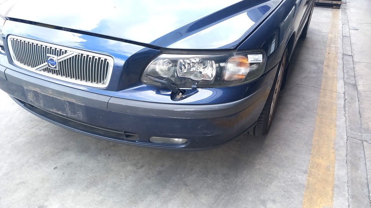 Proiettore-Faro Sx. 30698841 VOLVO V70/XC70 ( 01/00>10/07 