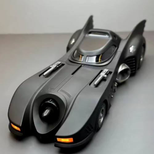 1/24 1989 Batmobile Alloy Diecast Model with Light & Sound - Super Car for Boys