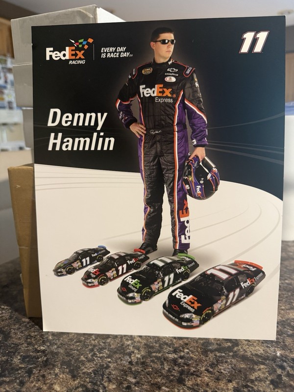 10 NASCAR HAMLIN GORDON BUSCH EDWARDS RIGGS ELLIOTTSPENCER NEWMAN WALTRIP MENARD