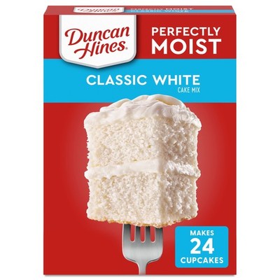(8 pack) Duncan Hines Perfectly Moist Classic White Cake Mix, 15.25 oz.
