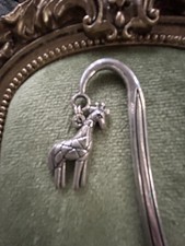 Giraffe Charm Silver Tone Bookmark 5”  🦒🦒🦒