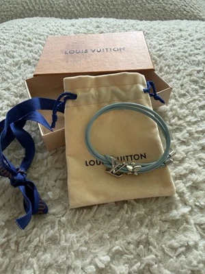 Louis Vuitton Y2K vernis wrap bracelet w/dust bag goldtone hardware EUC Louis Vuitton Triple Tour Vernis Wrap Bracelet. Full Set W  main image 4