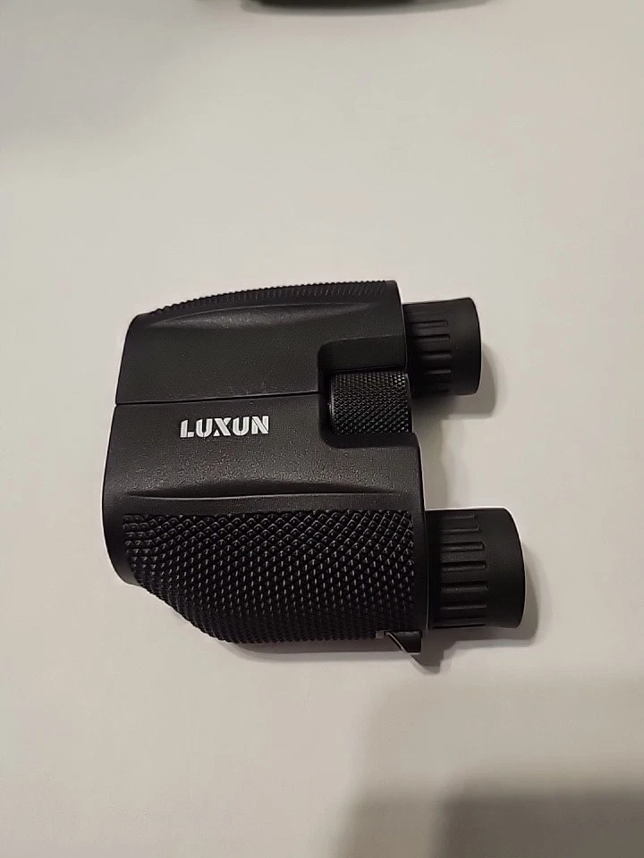 Luxun Binoculars for Adults and Kids 10x25 Compact Binoculars for Bird Watching - Image 2 of 3