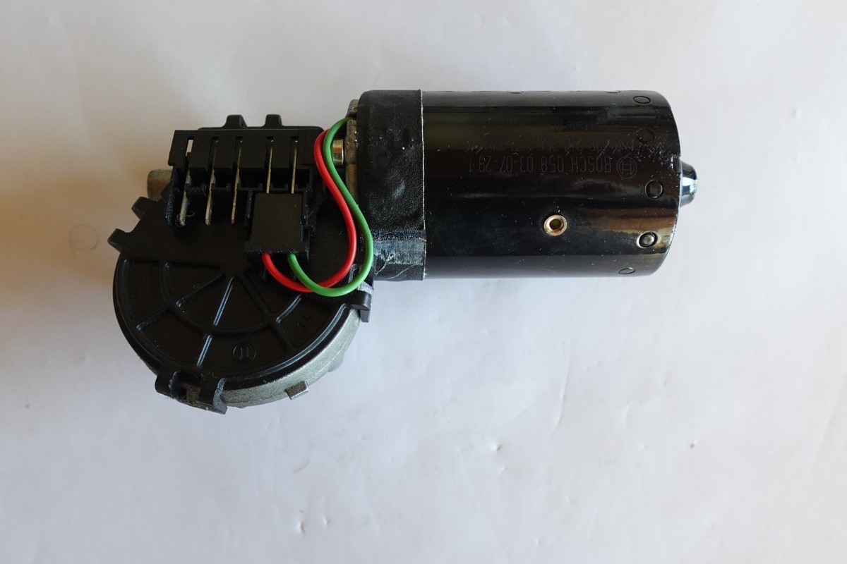 PORSCHE 997 CARRERA TURBO 996 BOXSTER CAYMAN WINDSHILD WIPER MOTOR