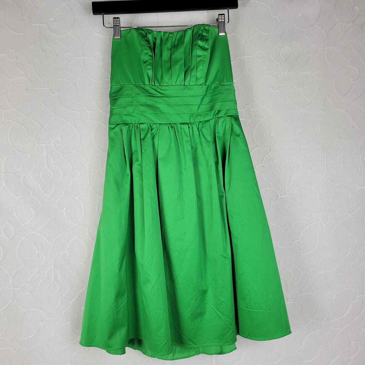 Davids Bridal Green Cotton Satin Mini Strapless Ruched Bridesmaid Dress  Size 4