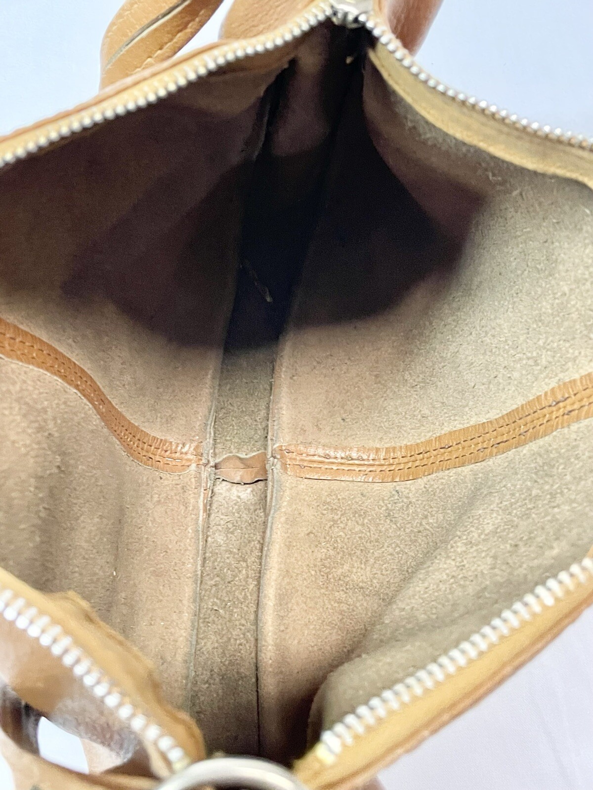 CORT Luxury Basic Leather Purse - image 3