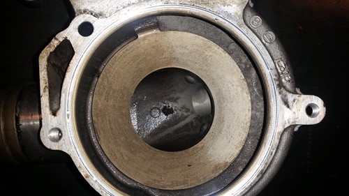 011 012 2011-2015 LML GMC Sierra Duramax Diesel Water Pump Housing 12637105 - Picture 4 of 5